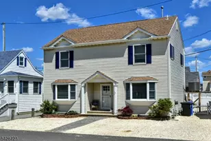 126 Bayberry Rd, Toms River Township, NJ 08735 - Photo 1