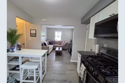 166 Carmita Ave, Rutherford, NJ 07070 - Photo 4