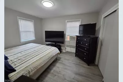 166 Carmita Ave, Rutherford, NJ 07070 - Photo 10