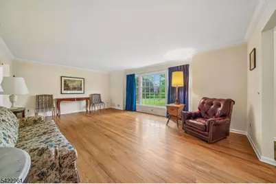 56 Tuxford Ter, Bernards Township, NJ 07920 - Photo 4