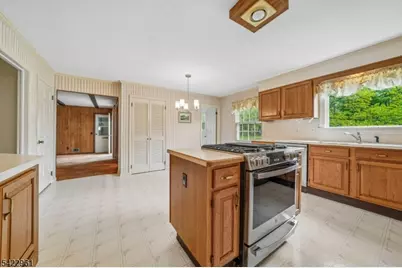 56 Tuxford Ter, Bernards Township, NJ 07920 - Photo 8
