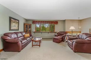 87 Buckhorn Dr, White Township, NJ 07823 - Photo 8
