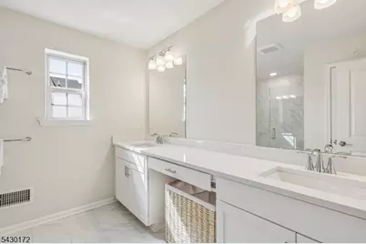 1 Periwinkle Ln, Warren Township, NJ 07059 - Photo 18