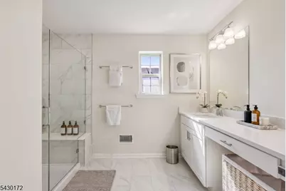 1 Periwinkle Ln, Warren Township, NJ 07059 - Photo 16