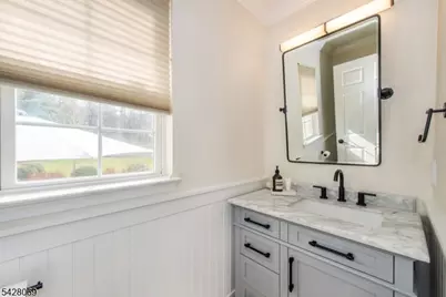 301 Cokesbury Rd, Clinton Township, NJ 08833 - Photo 18