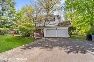 37 Manchester Way, Montville Township, NJ 07058 - Photo 2