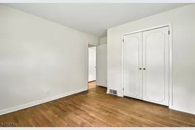 200 Pleasant Plains Rd, Long Hill Township, NJ 07980 - Photo 16