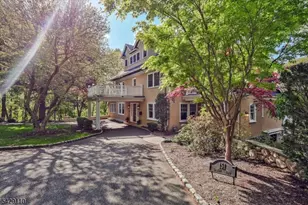 151 Lookout Rd, Mountain Lakes, NJ 07046 - Photo 4