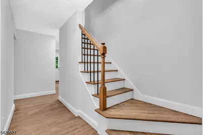 1318 Marcella Dr, Union Township, NJ 07083 - Photo 6