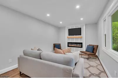 1318 Marcella Dr, Union Township, NJ 07083 - Photo 26