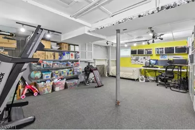 145 Terhune Ave, Passaic, NJ 07055 - Photo 20