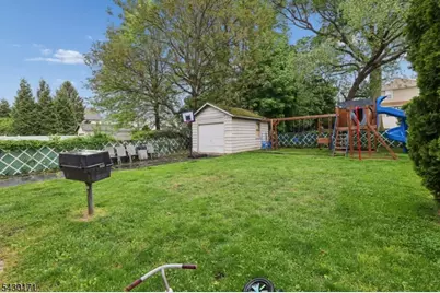 145 Terhune Ave, Passaic, NJ 07055 - Photo 24
