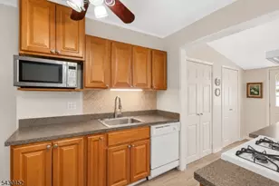 26 Park Terrace, Cranford Township, NJ 07016 - Photo 10