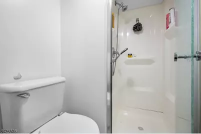 333 Amon Ter, Linden, NJ 07036 - Photo 32