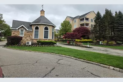 1310 Bush Cir, Rockaway Township, NJ 07866 - Photo 4