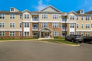 6102 Veterans Dr, Rockaway Township, NJ 07885 - Photo 2