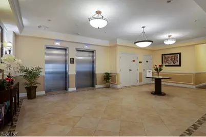 6102 Veterans Dr #102, Rockaway Township, NJ 07885 - Photo 4