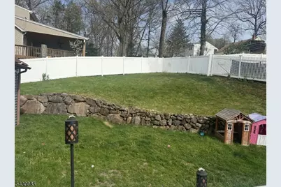 75 Lake Trl E, Wayne, NJ 07470 - Photo 10
