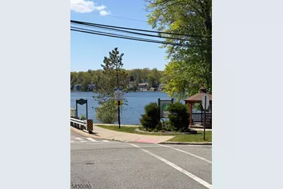 75 Lake Trl E, Wayne, NJ 07470 - Photo 12