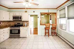 54 N 13th St, Hawthorne, NJ 07506 - Photo 18