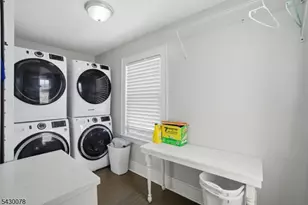 241 Hillside Rd, Elizabeth, NJ 07208 - Photo 12