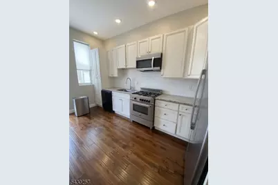 402 Cliff St, Fairview, NJ 07022 - Photo 4