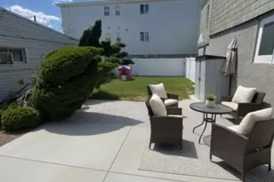 402 Cliff St, Fairview, NJ 07022 - Photo 10