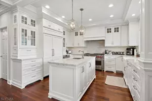 26 Farmersville Rd, Tewksbury Township, NJ 07830 - Photo 4