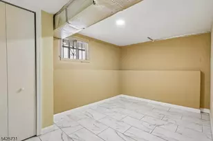 296 Montclair Ave, Newark, NJ 07104 - Photo 32