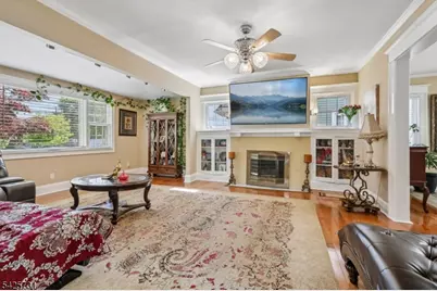 296 Montclair Ave, Newark, NJ 07104 - Photo 10