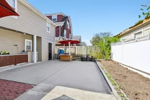 296 Montclair Ave, Newark, NJ 07104 - Photo 38