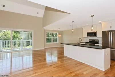 248 Grove Ave #16, Cedar Grove, NJ 07009 - Photo 4