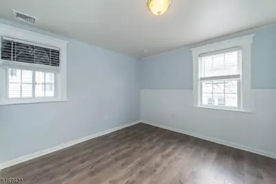 14 Grove Ter #2, Montclair, NJ 07042 - Photo 12