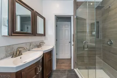14 Grove Ter #2, Montclair, NJ 07042 - Photo 14