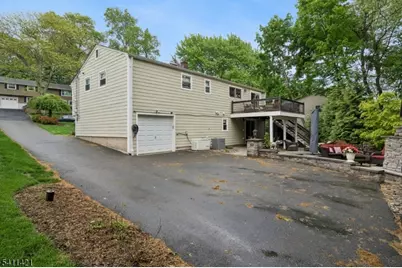 60 Edgemere Rd, Livingston, NJ 07039 - Photo 42