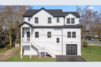 175 Brennan Concourse, Berkeley Township, NJ 08721 - Photo 2