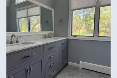 95 Hillside Ave, Livingston, NJ 07039 - Photo 14