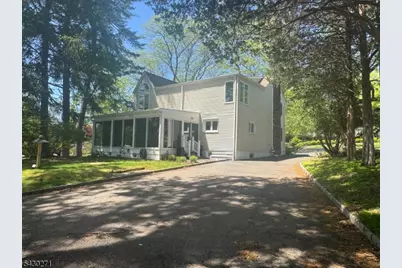 95 Hillside Ave, Livingston, NJ 07039 - Photo 2