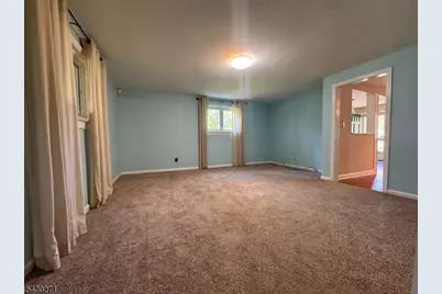 95 Hillside Ave, Livingston, NJ 07039 - Photo 8