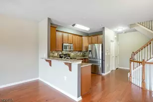 512 Waterview Ct, Hanover Township, NJ 07927 - Photo 6