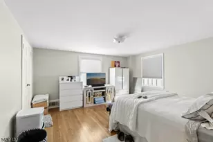 240 Clark St, Westfield Town, NJ 07090 - Photo 22