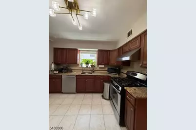 25 Spring St #A, Millburn, NJ 07041 - Photo 2