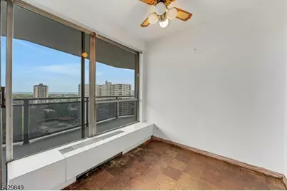 2077 Center Ave, Fort Lee, NJ 07024 - Photo 6