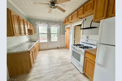 4A Swaine Pl, West Orange Township, NJ 07052 - Photo 1