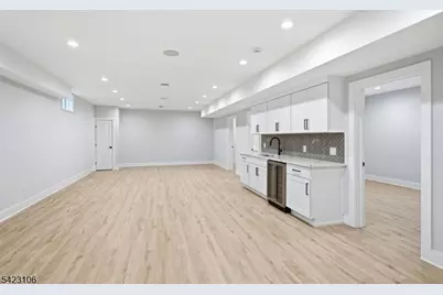34 Crestview Hill Rd, Livingston, NJ 07039 - Photo 20