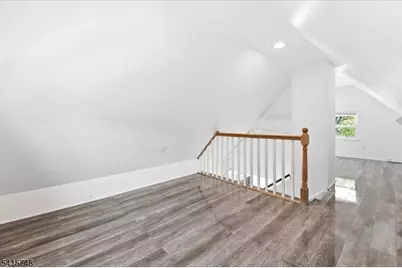 148 Jerome Pl, Bloomfield, NJ 07003 - Photo 4