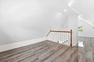 148 Jerome Pl, Bloomfield, NJ 07003 - Photo 4