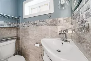 148 Jerome Pl, Bloomfield, NJ 07003 - Photo 30