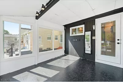 148 Jerome Pl, Bloomfield, NJ 07003 - Photo 24