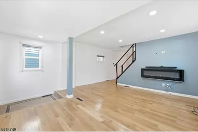 148 Jerome Pl, Bloomfield, NJ 07003 - Photo 16